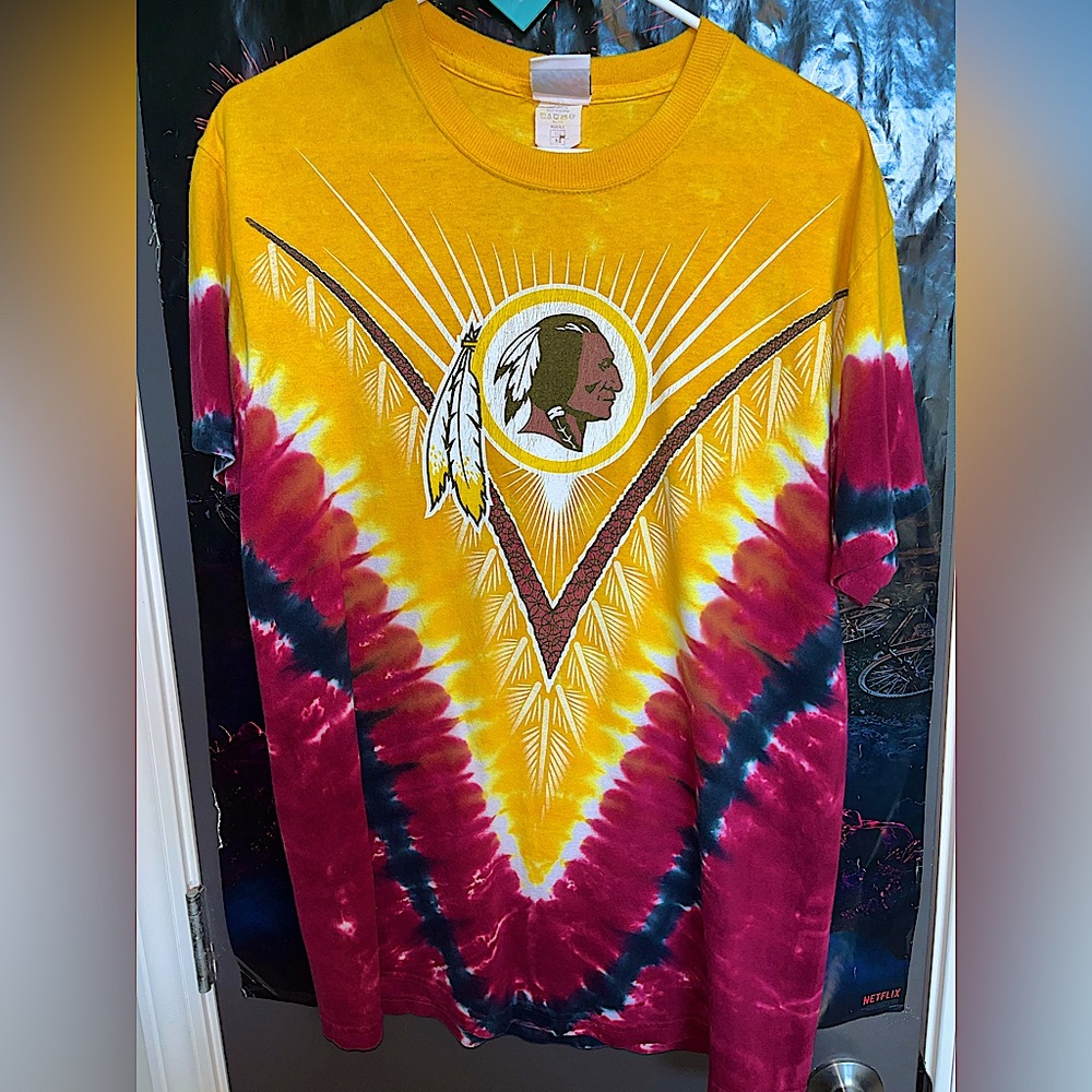 VINTAGE WASHINGTON REDSKINS MEN'S V-DYE TIE -DYE LOGO T-SHIRT Majestic